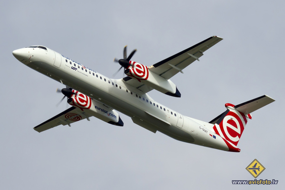 Bombardier DHC-8-402 Q400